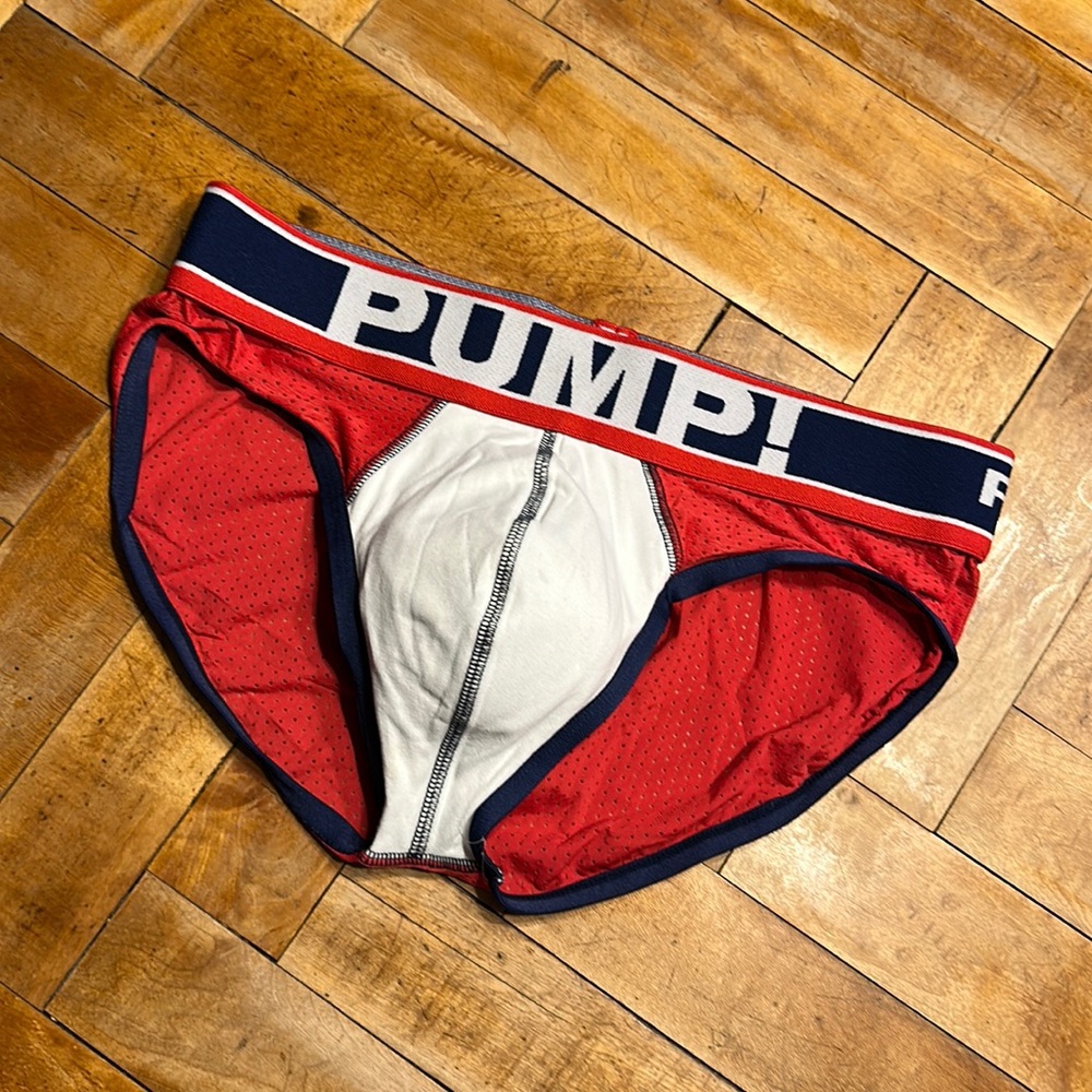 Pump mesh briefs size XL